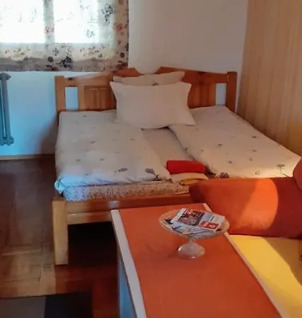 Nina ゲストハウス *